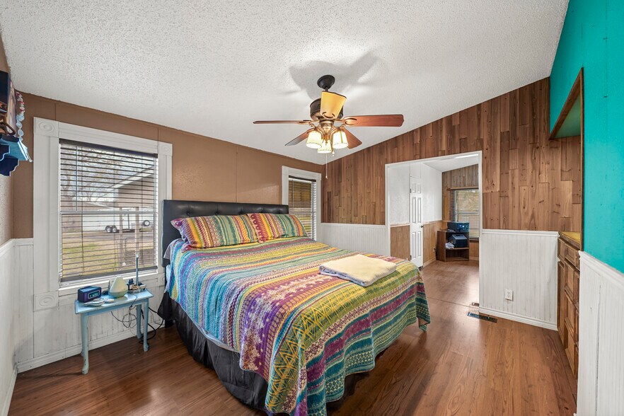 More Photos Of 19645 Nordt Rd, Damon Manufactured Housing Mobile Home Park For Sale