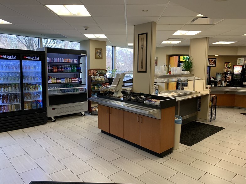 More Photos Of 2500 Westchester Ave, Purchase Office For Lease