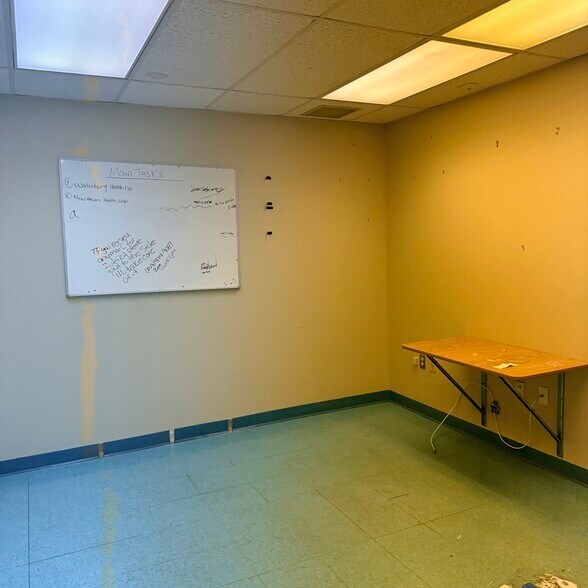 More Photos Of 1294 Chapel St, New Haven Office Residential For Sale