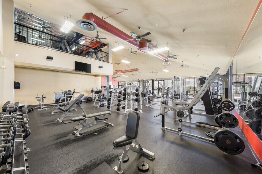 More Photos Of 12155 Palm Dr, Desert Hot Springs Health Club For Lease