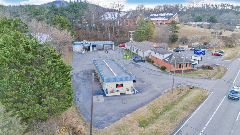 More Photos Of 870 Roanoke Rd, Daleville Carwash For Sale