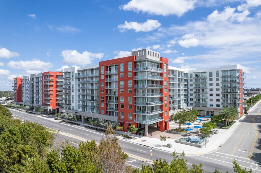 Primary Photo Of 7671 NW 107th Ave, Doral Apartments For Lease