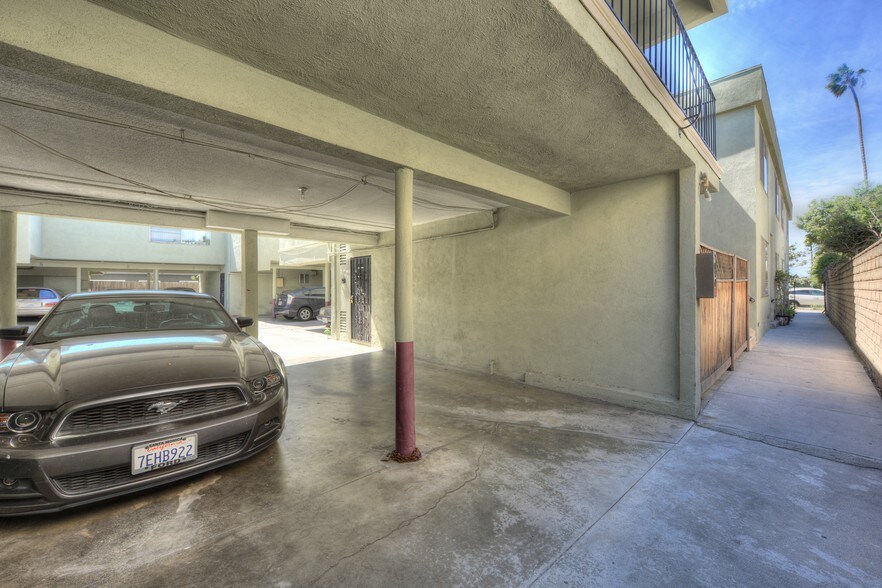 More Photos Of 1433-1437 Euclid St, Santa Monica Apartments For Sale