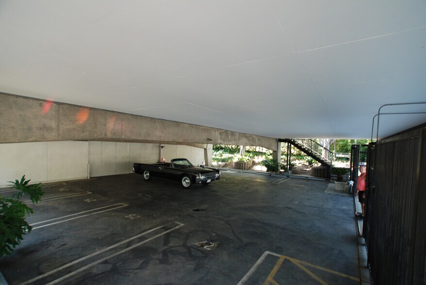 More Photos Of 1517 Fair Oaks Ave, South Pasadena Office For Lease