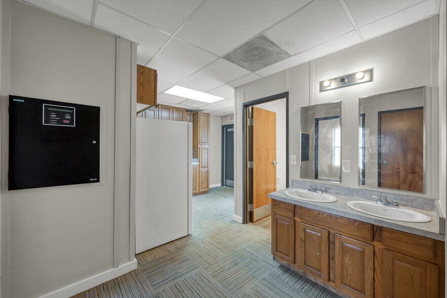 More Photos Of 2426 Crockett Martin Rd, Conroe Multifamily For Sale