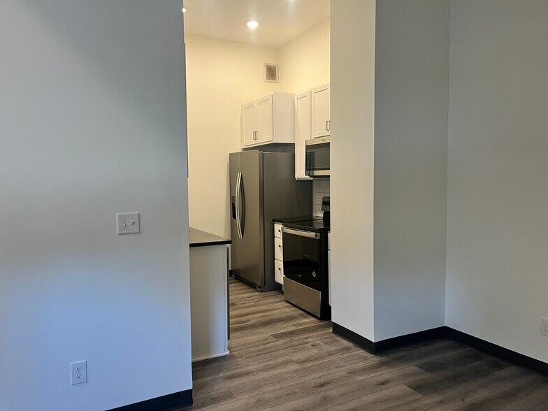 More Photos Of 1179 7th St E, Saint Paul Apartments For Sale