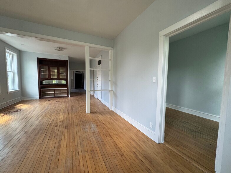 More Photos Of 2744 S Millard Ave, Chicago Apartments For Sale