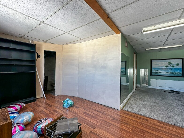 More Photos Of 121 S Kentucky Ave, Lakeland Storefront For Lease