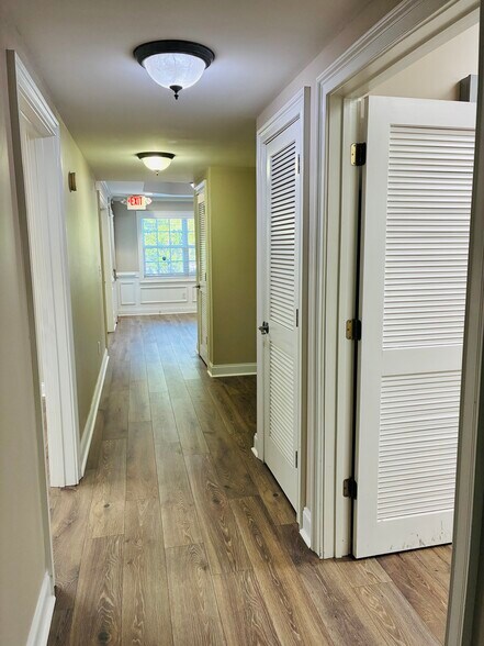 More Photos Of 965 Piedmont Rd NE, Marietta Office For Lease