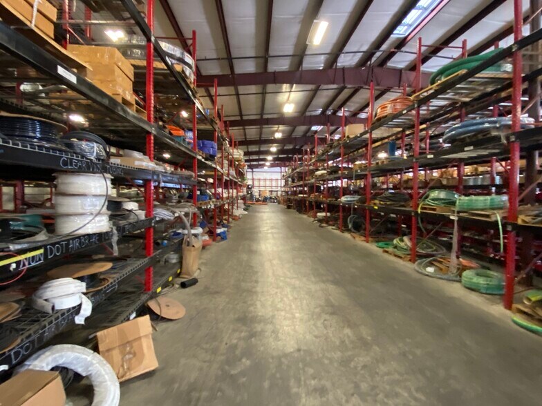 More Photos Of 19940 I-37, Elmendorf Warehouse For Lease