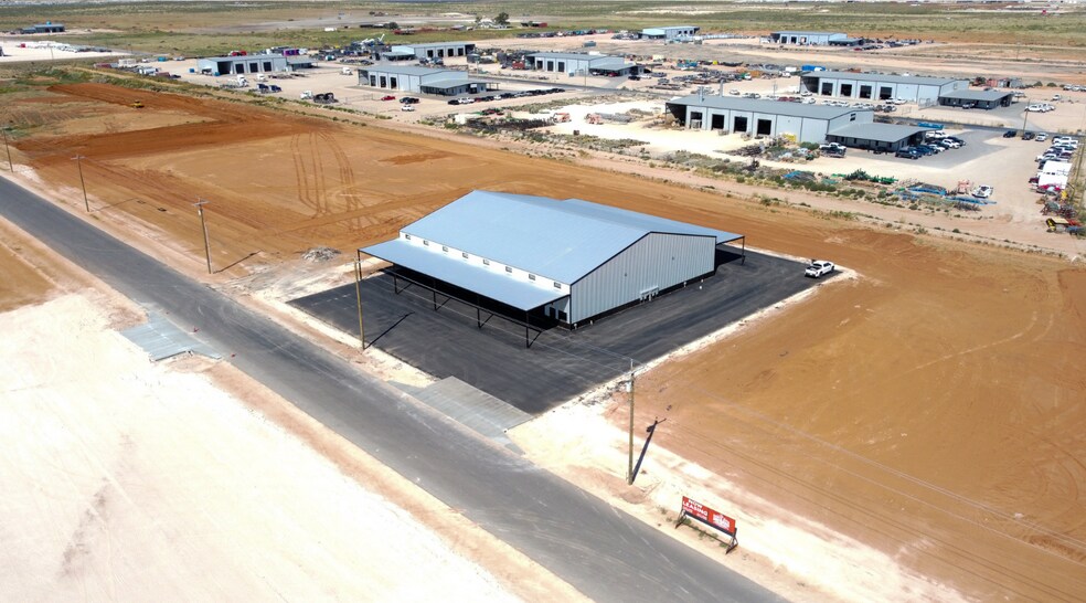 More Photos Of 5518 County 135 rd, Midland Industrial For Lease