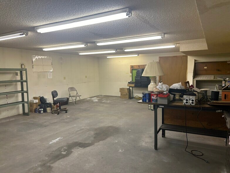 More Photos Of 420 S Federal Blvd, Denver Office For Sale