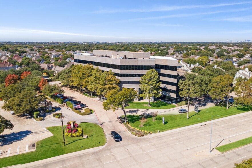 More Photos Of 18383 Preston Rd, Dallas Office For Lease