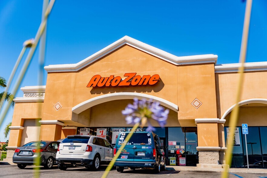 More Photos Of 40930-41090 California Oaks Rd, Murrieta Unknown For Lease