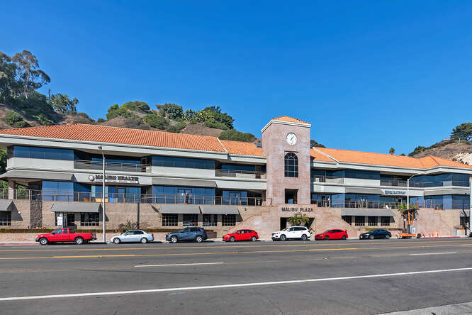 More Photos Of 22917 Pacific Coast Hwy, Malibu Office For Lease