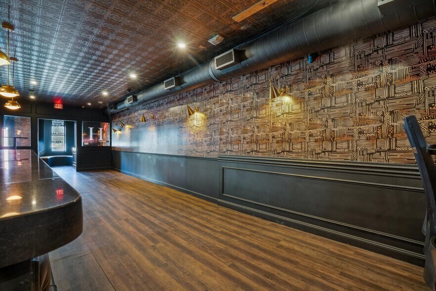 More Photos Of 1336 U St NW, Washington Bar For Sale