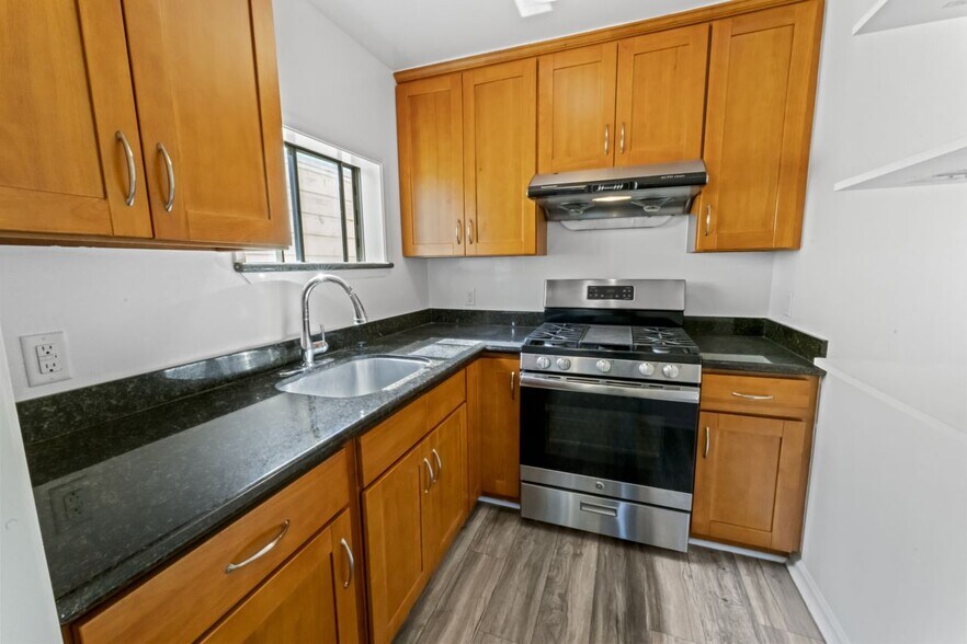 More Photos Of 131 Richland Ave, San Francisco Apartments For Sale