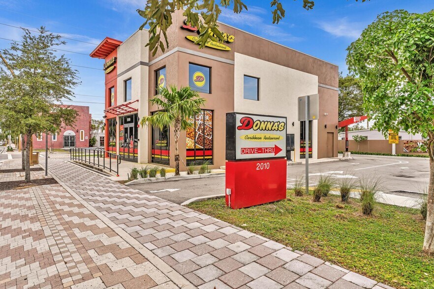 More Photos Of 2010 NW 6th St, Fort Lauderdale Fast Food For Lease