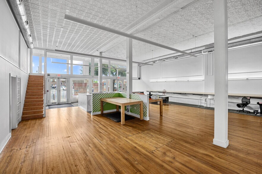 More Photos Of 408-410 Martin Luther King Jr Blvd, Savannah Storefront Retail Residential For Sale