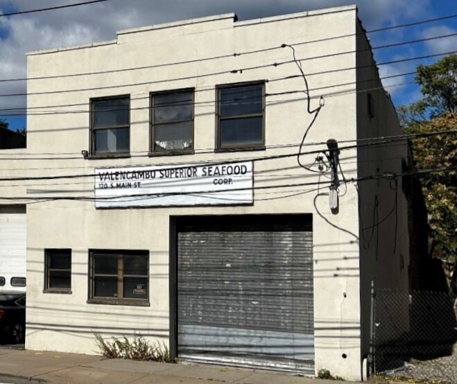 Primary Photo Of 122 S Main St, Port Chester Warehouse For Lease