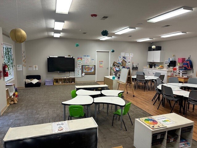 More Photos Of 500 Macready Ave, Monroe Office For Lease