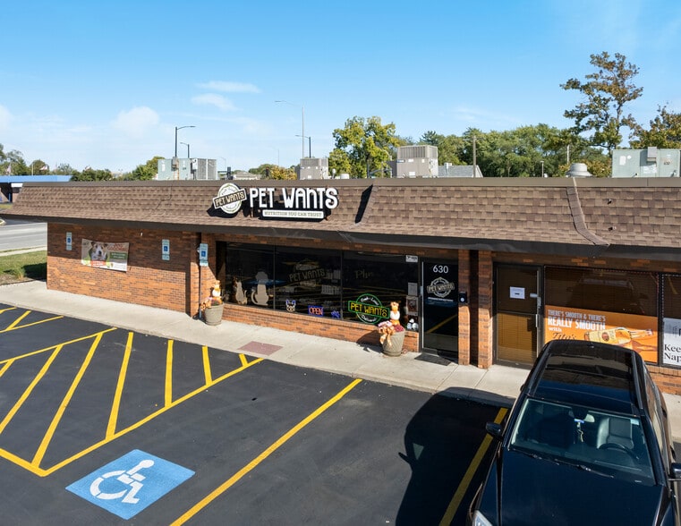 More Photos Of 610-624 E Ogden Ave, Naperville Storefront Retail Office For Sale