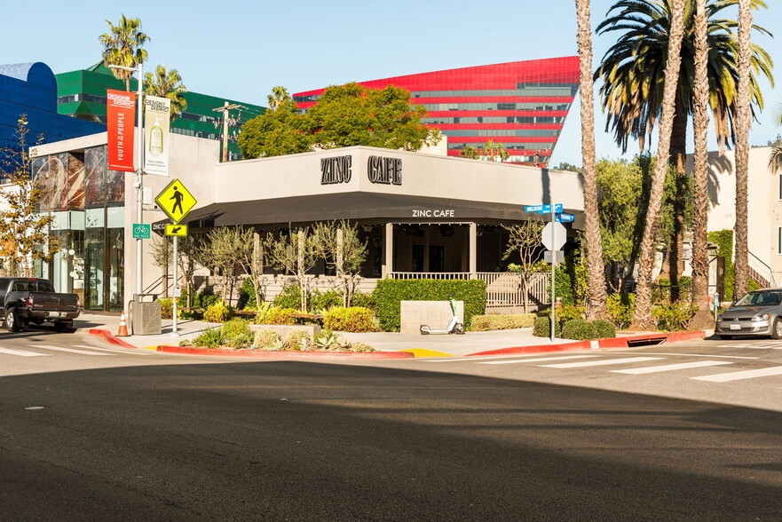 Primary Photo Of 8607 Melrose Ave, West Hollywood Restaurant For Lease