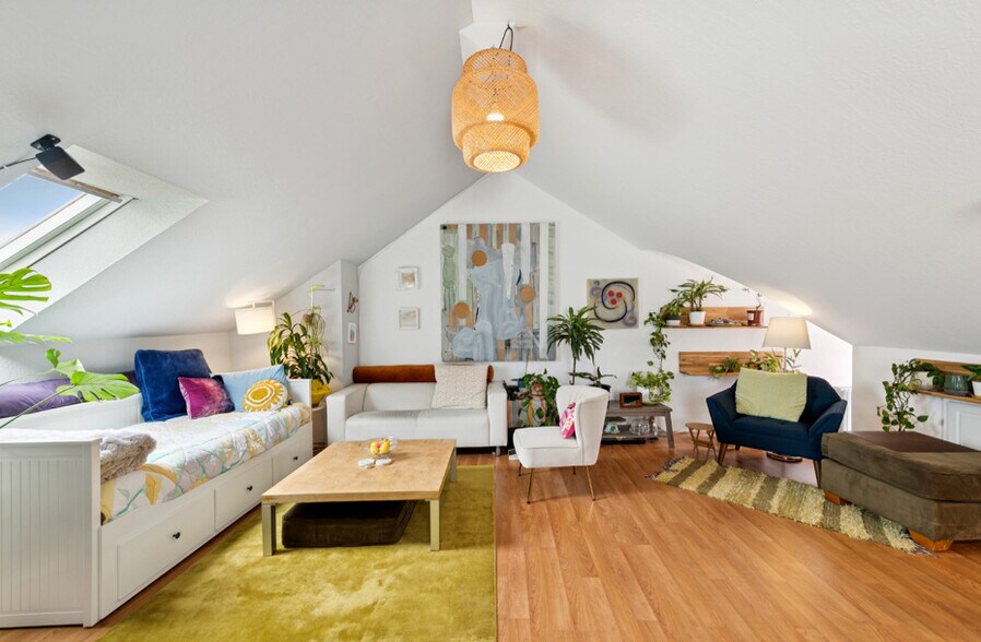 More Photos Of 2058 Fell St, San Francisco Apartments For Sale