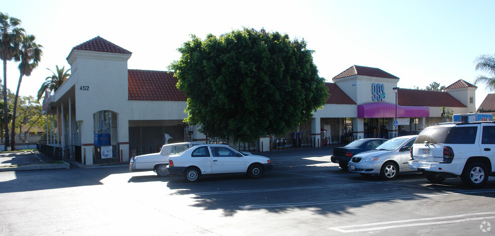 Primary Photo Of 442-452 N Los Robles Ave, Pasadena Storefront For Sale