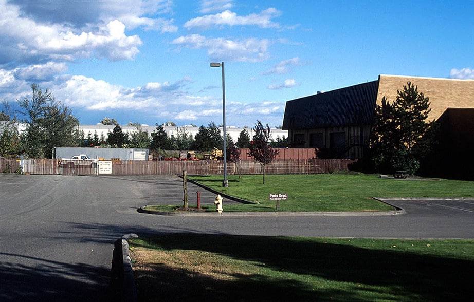 More Photos Of 2702 W Valley Hwy, Auburn Warehouse For Lease