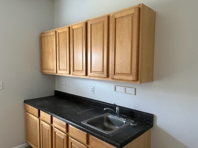 More Photos Of 18952 N Dale Mabry Hwy, Lutz Office For Lease