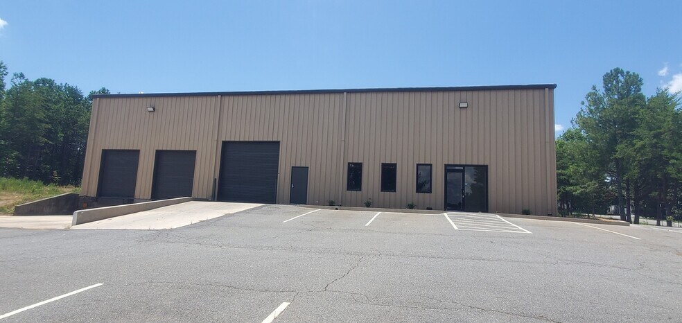 Primary Photo Of 14 American Way, Dawsonville Warehouse For Sale