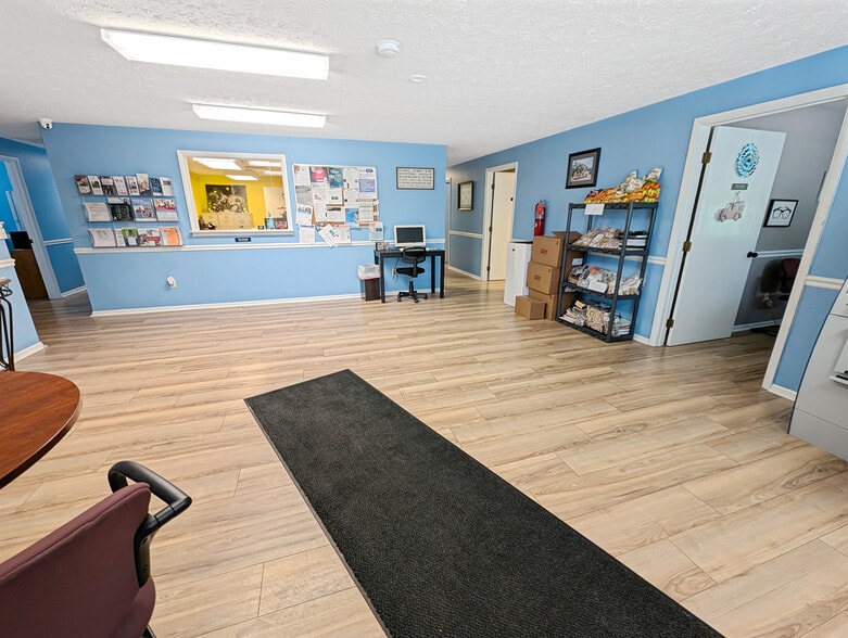 More Photos Of 250 Alhambra Ave, Frankfort Office Residential For Sale