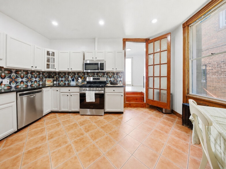 More Photos Of 15 Fort Charles Place, Bronx Apartments For Sale
