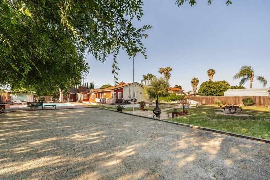 More Photos Of 11212 Chapman Ave, Garden Grove Land For Sale