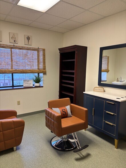 More Photos Of 1225 S Main St, Greensburg Medical For Lease
