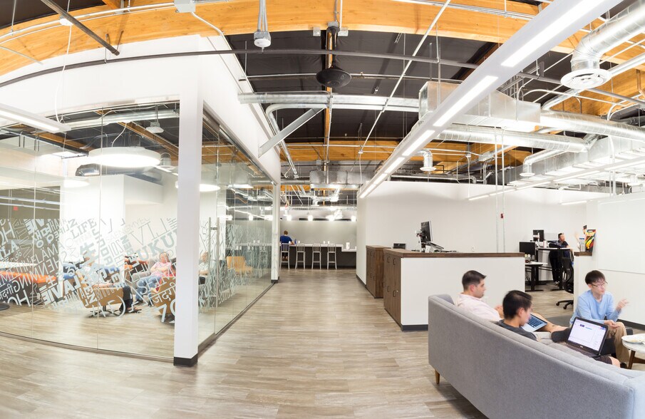 More Photos Of 1400 Montefino Ave, Diamond Bar Office For Sale