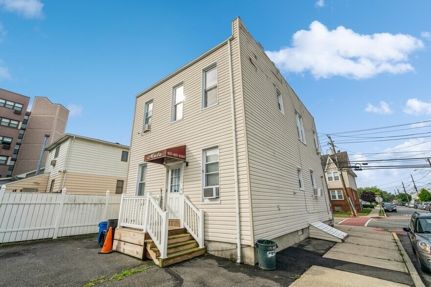 More Photos Of 274 Centre Ave, Secaucus Storefront Retail Residential For Sale