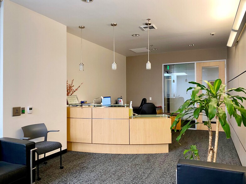 More Photos Of 6950 Hollister Ave, Goleta Medical For Lease