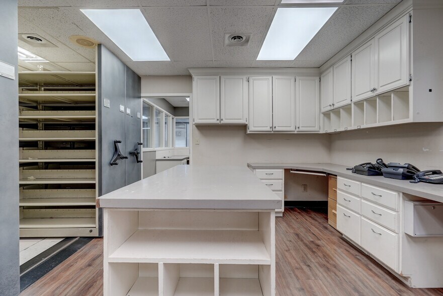 More Photos Of 3100 S Elm Pl, Broken Arrow Medical For Lease