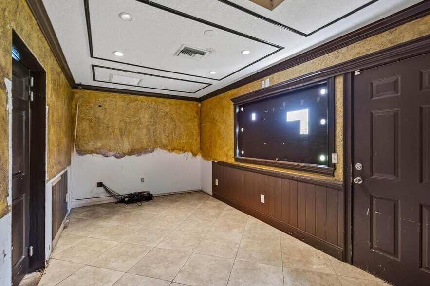 More Photos Of 102 Phillips Dairy Rd, Palatka Restaurant For Sale