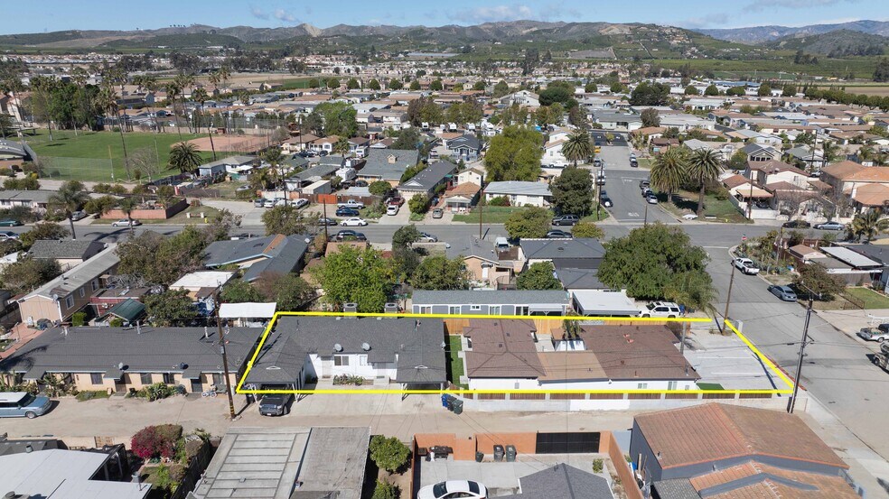 More Photos Of 1235 Clavel Ave, Ventura Apartments For Sale