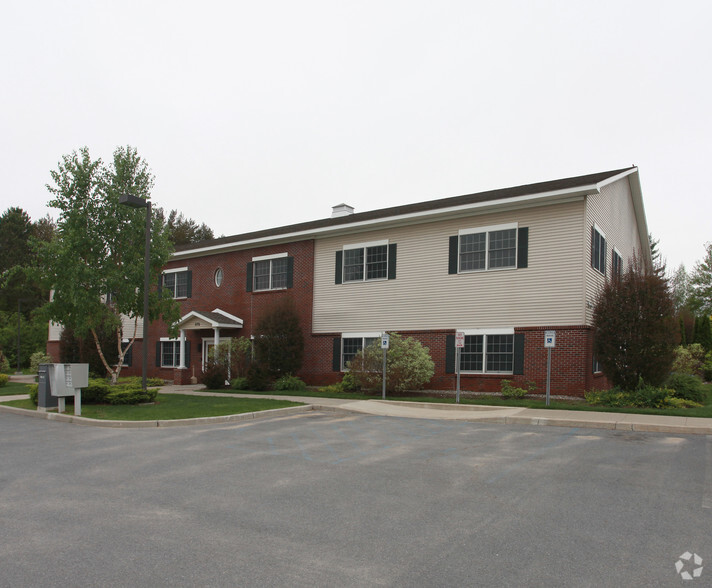 Primary Photo Of 375 Bay Rd, Queensbury Medical For Sale