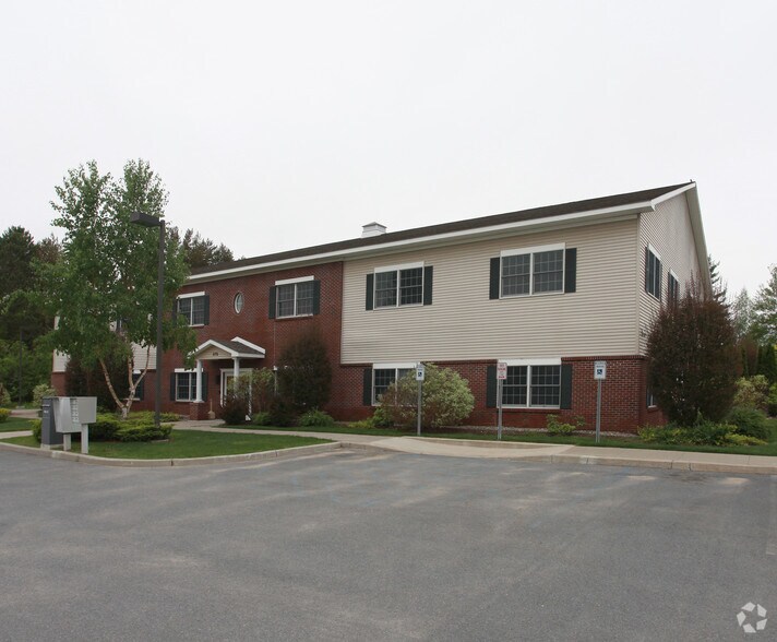Primary Photo Of 375 Bay Rd, Queensbury Medical For Lease