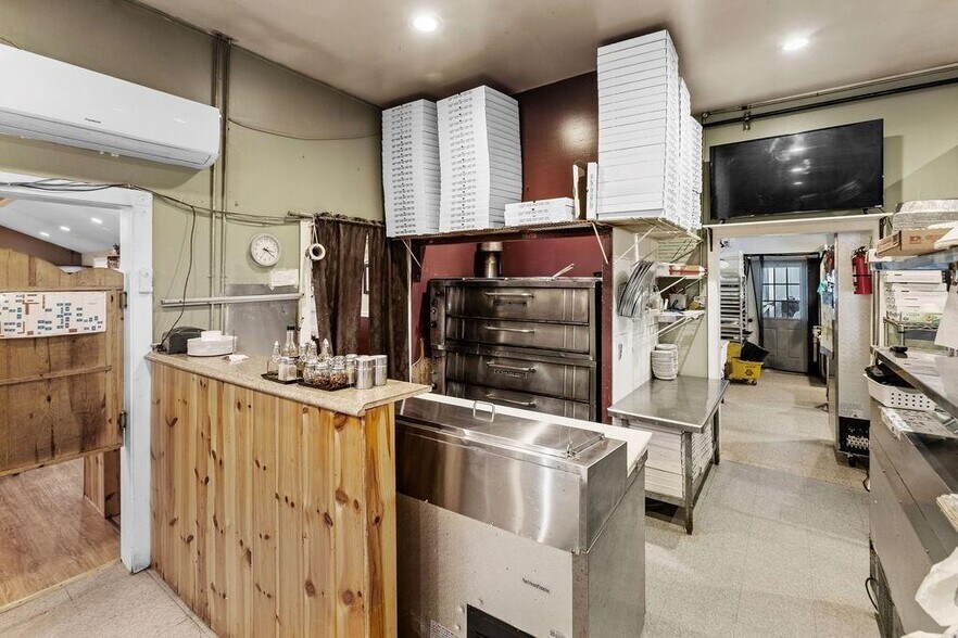 More Photos Of 46 Depot St, Fleischmanns Restaurant For Sale