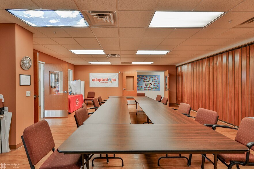 More Photos Of 1226-1232 W Green St, Allentown Flex For Lease