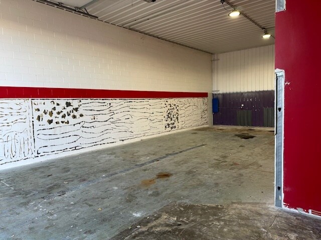 More Photos Of 14623 W Edison Dr, New Lenox Warehouse For Lease