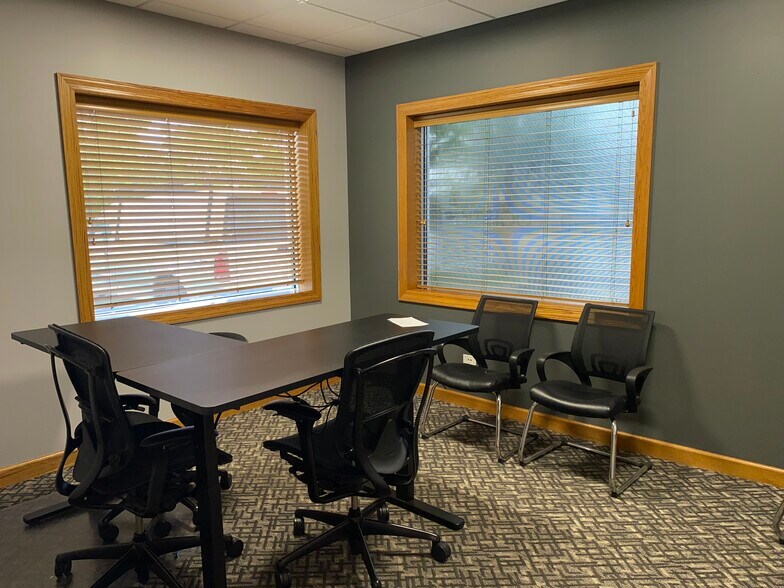 More Photos Of 9200 W 191st St, Mokena Office For Sale