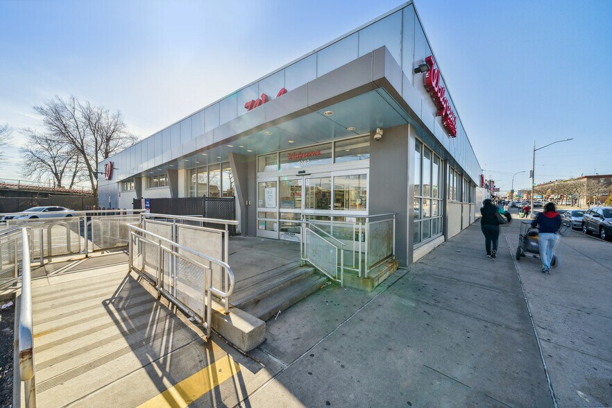 More Photos Of 1242 Liberty Ave, Ozone Park Drugstore For Lease