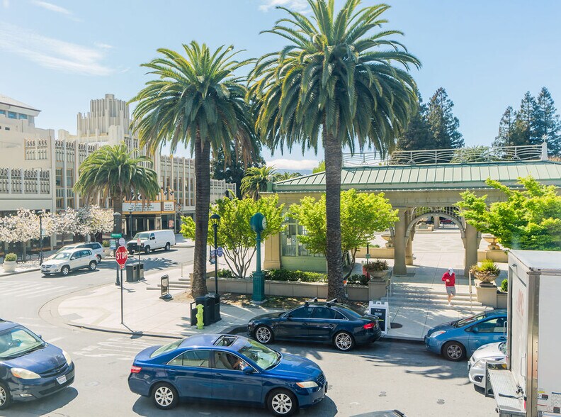 More Photos Of 791 Middlefield Rd, Redwood City Office For Lease